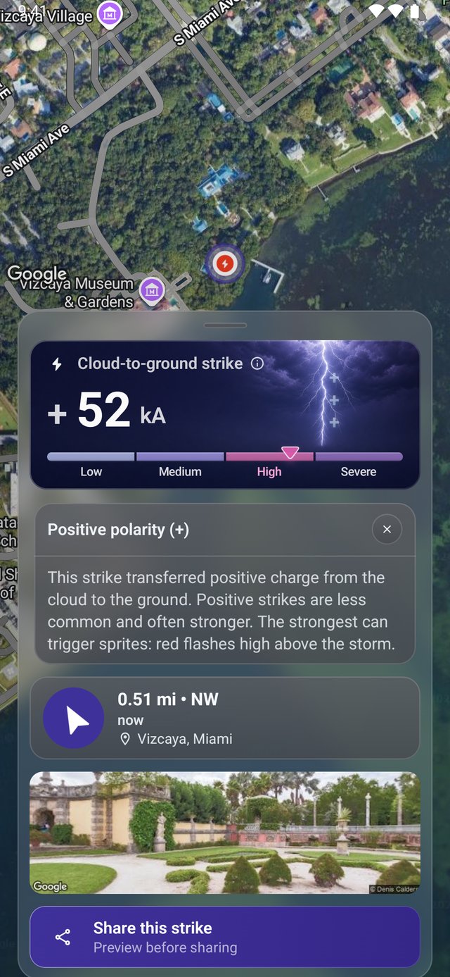 Lightning Alerts strike details for a positive 52 kA cloud-to-ground strike at Vizcaya, Miami, with the polarity note open